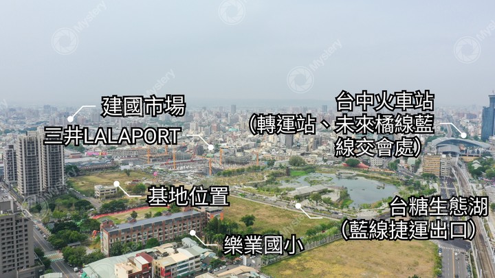 New 東區 浩瀚 *湖濱城* 28F 超高大樓 雙面臨路 戶戶邊間 雙面採光 三井LALAPORT 寵物、湧泉公園 未來藍線捷運湖景百貨宅 潛銷