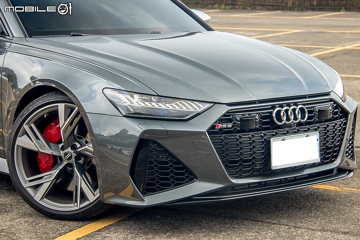 Audi RS 6 Avant 試駕|讓你全家狂一下的 600hp 性能旅行車!