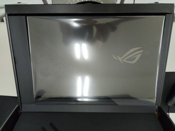 ROG SCAR G733Q 3080 簡易開箱