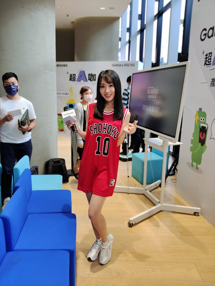 【旗艦規格下放！好玩の超值選擇】 SAMSUNG Galaxy A52 5G 實機上手體驗！