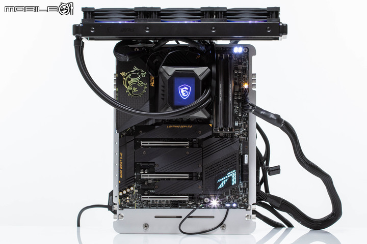MSI MEG Z590 ACE 主機板開箱實測 以冷靜發揮效能的實力選手
