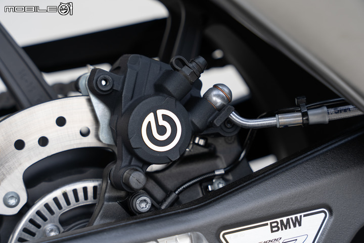 2021 BMW Motorrad S 1000 RR、S 1000 XR 賽道試駕｜結合性能、操控與高科技的頂尖作品