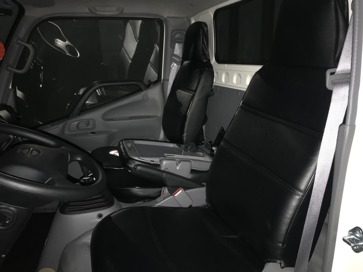 HINO 200開箱!