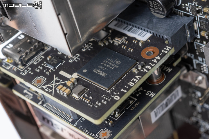 MSI MEG Z590 ACE 主機板開箱實測 以冷靜發揮效能的實力選手