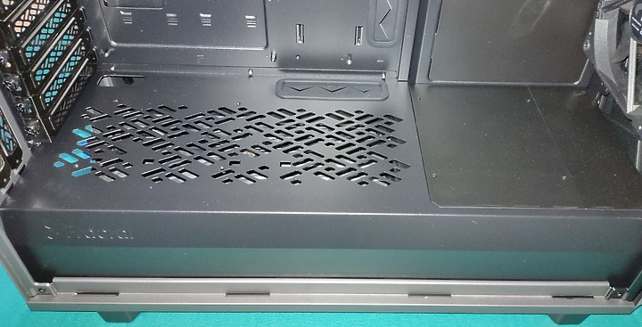 匠心獨具 簡潔洗練 Fractal Design Meshify 2 TG 機殼開箱