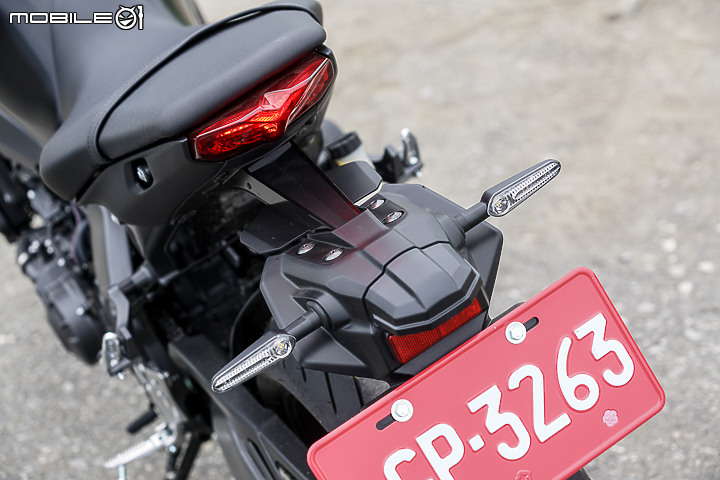 2021 YAMAHA MT-09 公路試駕|IMU 導入 電控加量不加價