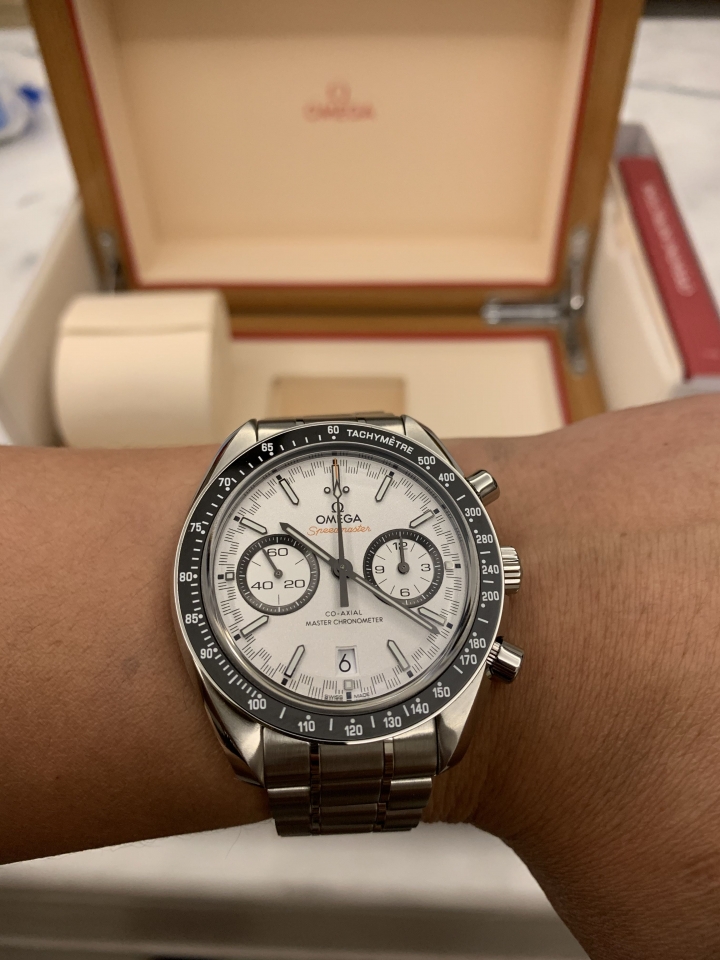 (開箱)OMEGA SPEEDMASTER RACING
