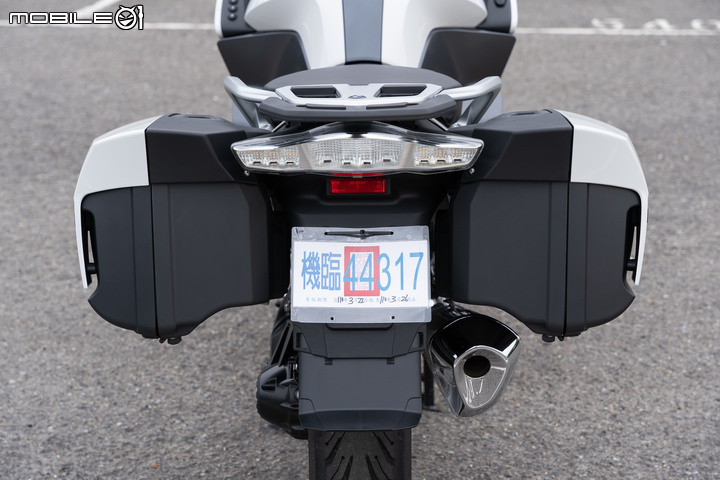 2021 BMW Motorrad R 1250 RT 試駕｜搭載 ACC 自動跟車，劃時代科技休旅登場！