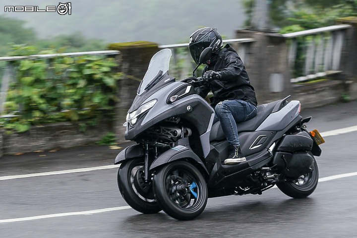 YAMAHA TRICITY 300 三輪重機獨家首試|拿手戲是穩定 電控輔助駕馭更輕鬆