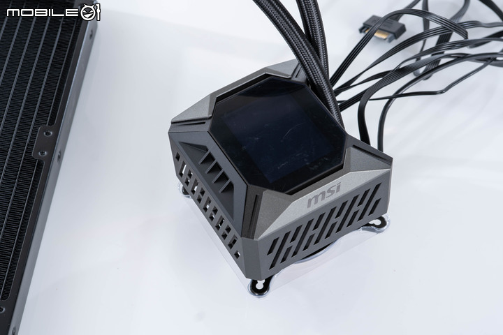 MSI MPG CORELIQUID K360 AIO 水冷散熱器開箱實測 水冷頭風扇加持提高散熱力