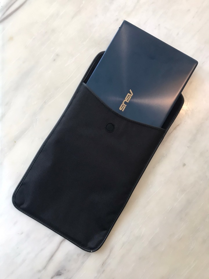 ZenBook 13 UX334 皇家藍小小惹人愛