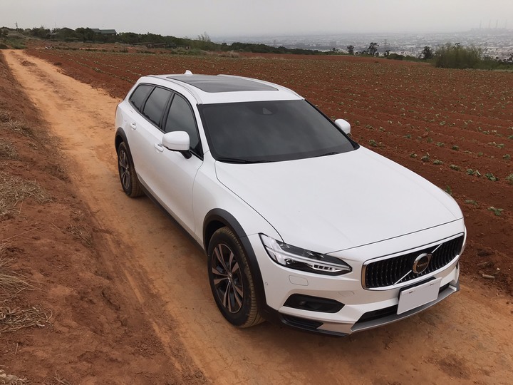 V90 Cross Country 實戰安全分享篇+開箱