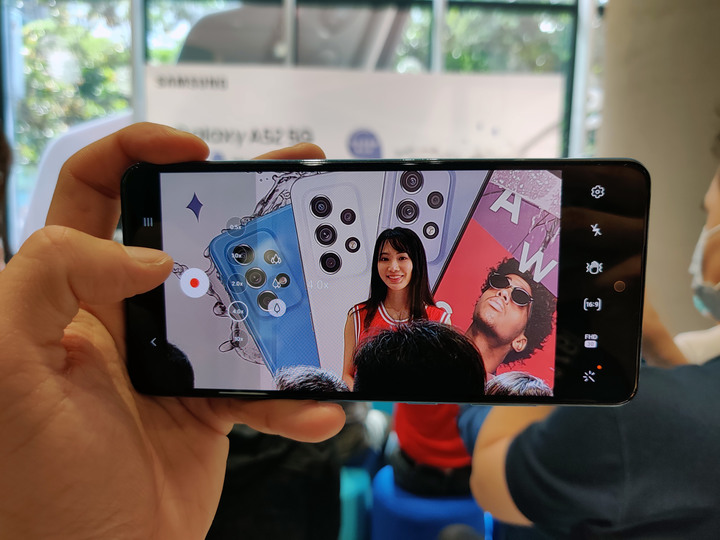 【旗艦規格下放！好玩の超值選擇】 SAMSUNG Galaxy A52 5G 實機上手體驗！