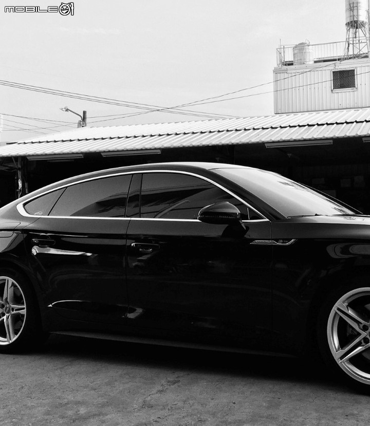 【開箱 & 滿周年分享】Audi A5 40TFSI Sportback B9 — BMW G20 320i M Sport ｜ 給台奧的一些話