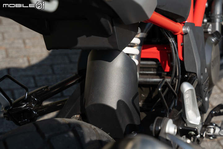 2021 BMW Motorrad G 310 GS 試駕|享受公路之餘也帶你體驗越野樂趣