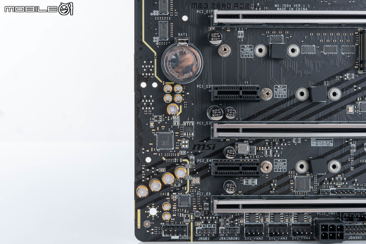 MSI MEG Z590 ACE 主機板開箱實測 以冷靜發揮效能的實力選手