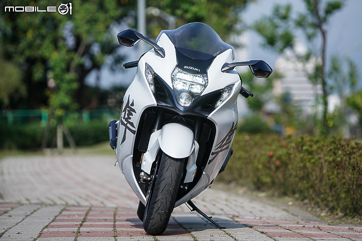 SUZUKI GSX1300R Hayabusa 三代「隼」試駕｜科技加持 經典旅跑全面操控大提升