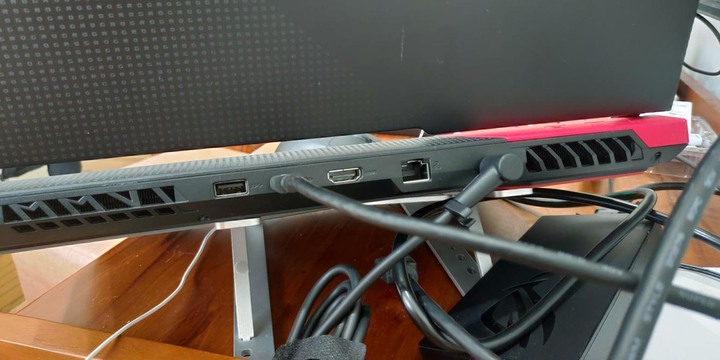 ROG Strix G15 G513QM(3060 130瓦) 開箱分享
