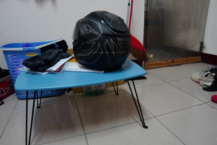 點我看大圖 減光鏡中間有像光暈的圓圈(已解決 不是濾鏡問題)