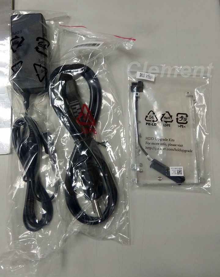 [開箱] ACER 宏碁商用筆電 TMP214-52-528F