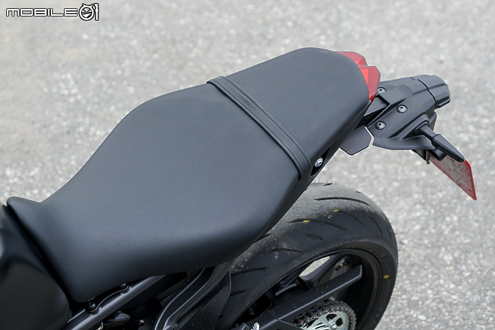 2021 YAMAHA MT-09 公路試駕|IMU 導入 電控加量不加價