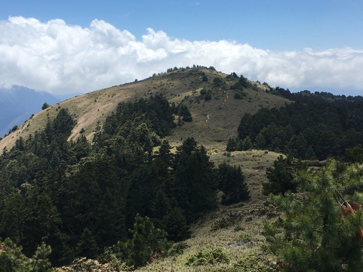 世紀奇峰-大霸群峰之旅