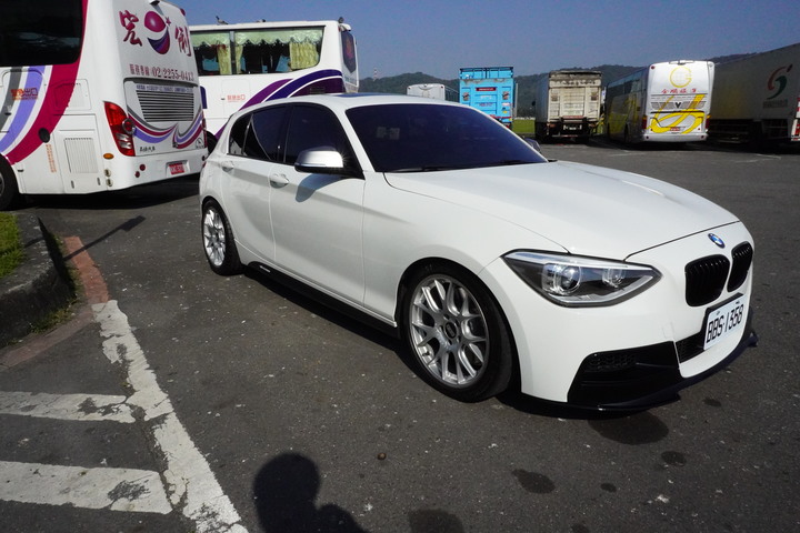 點我看大圖 雙B鋼砲對決啟示錄-M135i 沒有輸!