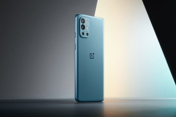 Oneplus 9R 產品大使出現了！！迪迦奧特曼！