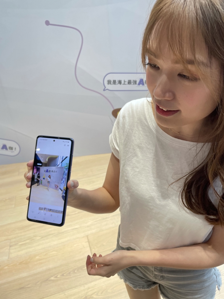【超A咖 怪好玩！體驗Galaxy A52 5G 立刻晉級A咖】