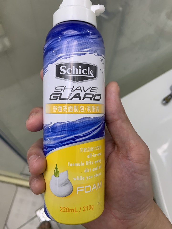 傳統刮鬍刀與手動刮鬍刀之間的差異以及疑問