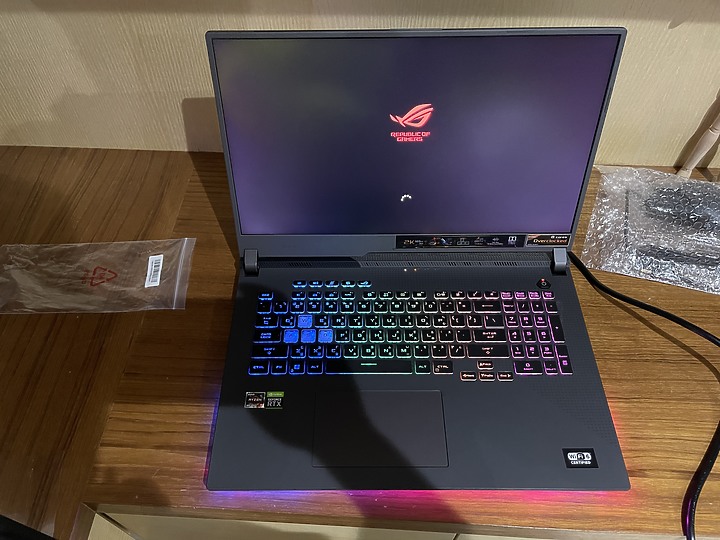 點我看大圖 G713嚐鮮版開箱✌️✌️✌️