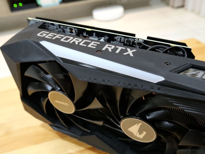 終於入手空氣顯卡 AORUS RTX 3060 Ti MASTER 8G