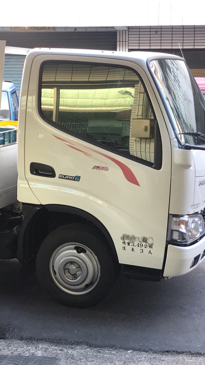 HINO 200開箱!