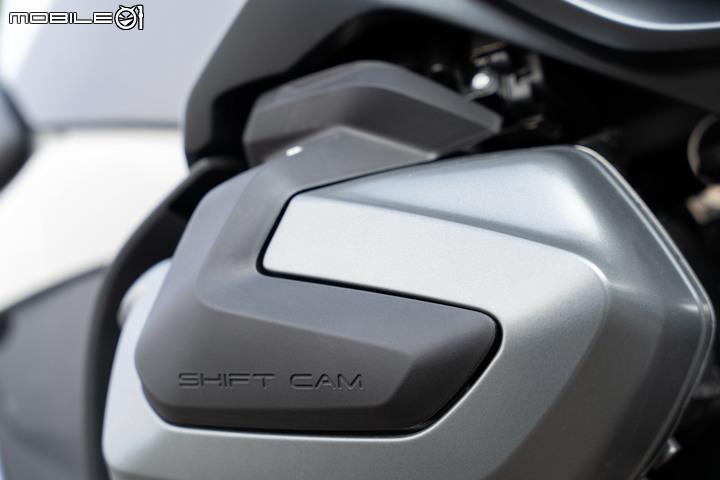 2021 BMW Motorrad R 1250 RT 試駕｜搭載 ACC 自動跟車，劃時代科技休旅登場！