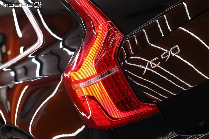 ［開箱分享］正21 Volvo XC90 B5M 不專業開箱分享