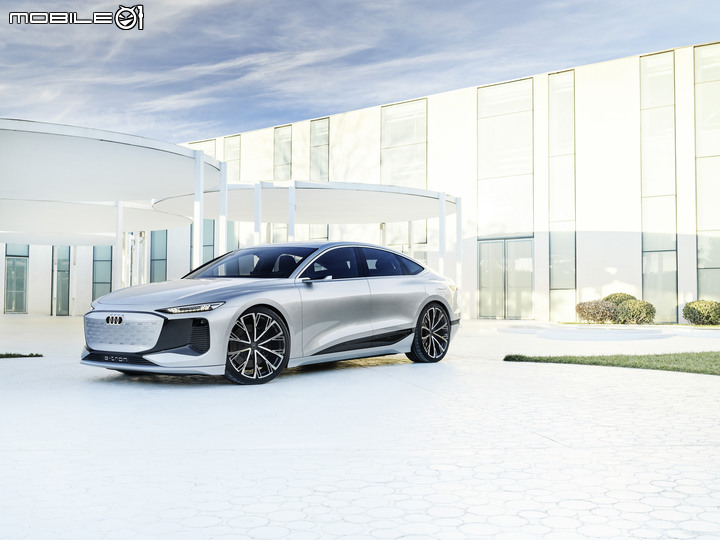 【海外新訊】Audi於上海車展展出全新電動概念車A6 e-tron,基於PPE平台具備700公里續航力!