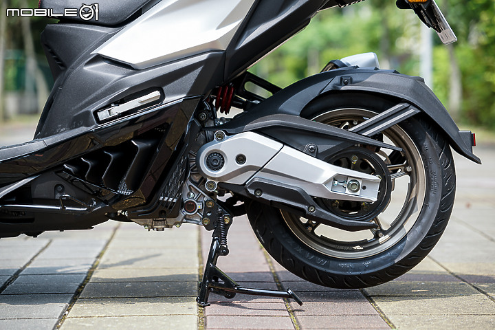 KYMCO KRV 180 TCS 量產版試駕｜極致靈活 旗艦速可達新範疇