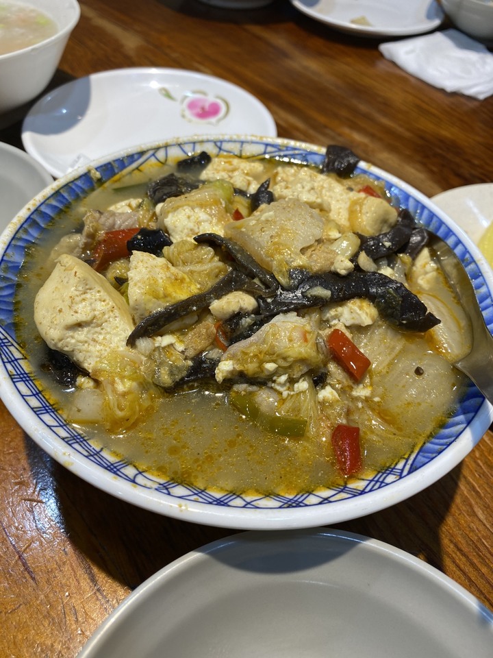Crolla Cross油電北高油耗分享，外加吃吃吃之旅