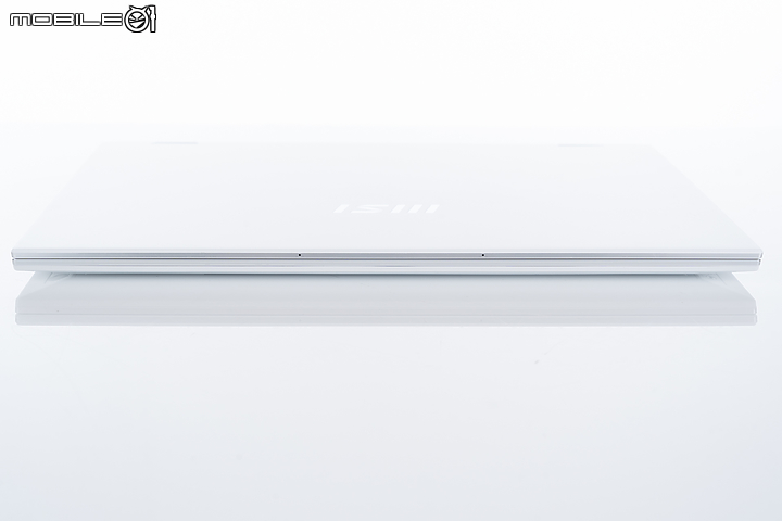 MSI Summit E13 Flip Evo 探索更多商務創造力