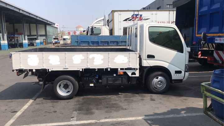 HINO 200開箱!