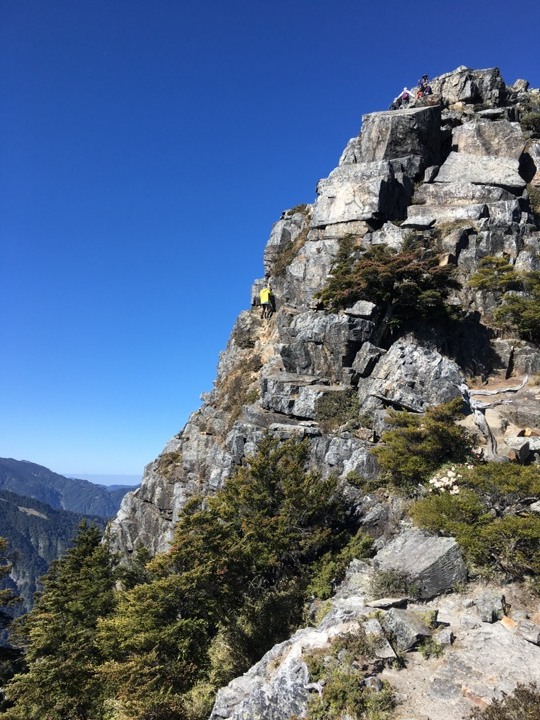 世紀奇峰-大霸群峰之旅