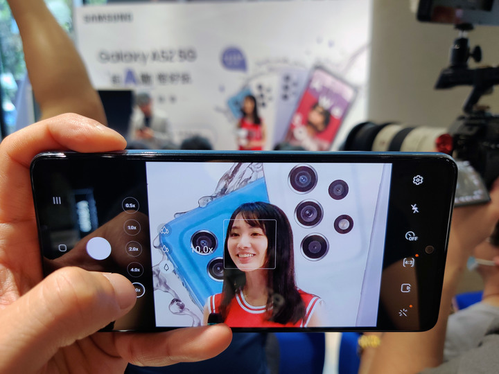 【旗艦規格下放！好玩の超值選擇】 SAMSUNG Galaxy A52 5G 實機上手體驗！