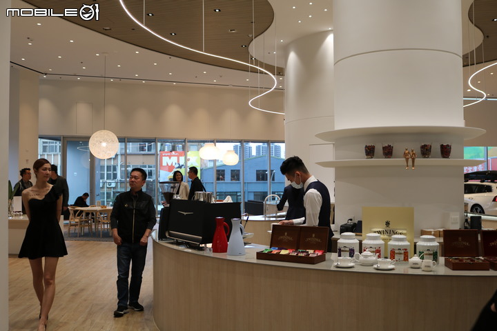 【採訪】Volvo全面升級展間軟硬體服務,聯手燒肉、沐浴品牌打造舒適展間環境!