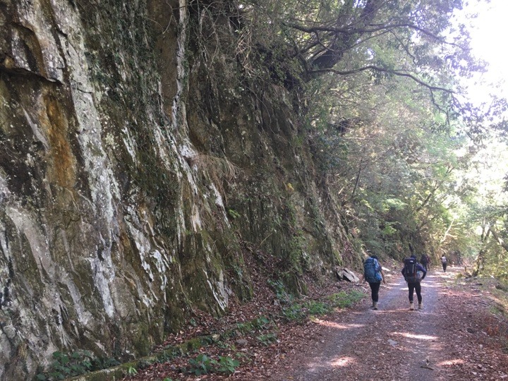 世紀奇峰-大霸群峰之旅