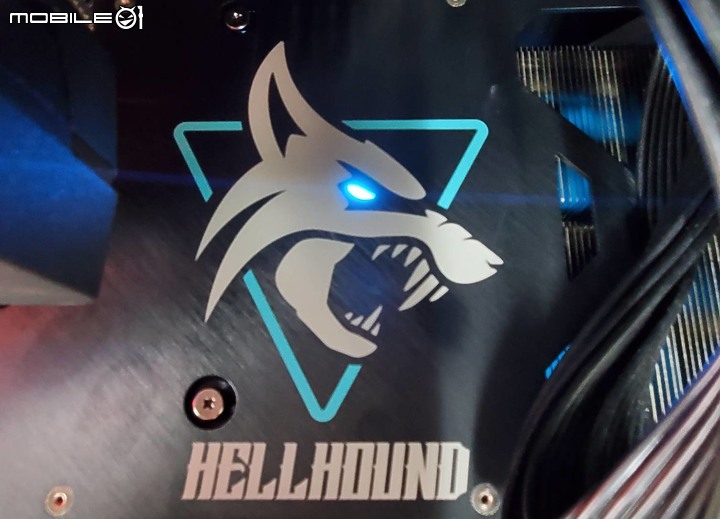 PowerColor 藍色 HELLHOUND 暗黑犬  開箱