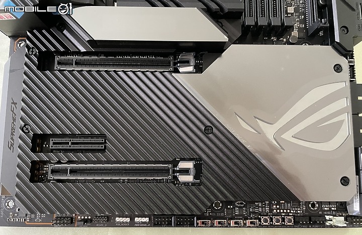 ROG Z590 M13E 與  ROG STRIX RTX3080 活動組合購開箱