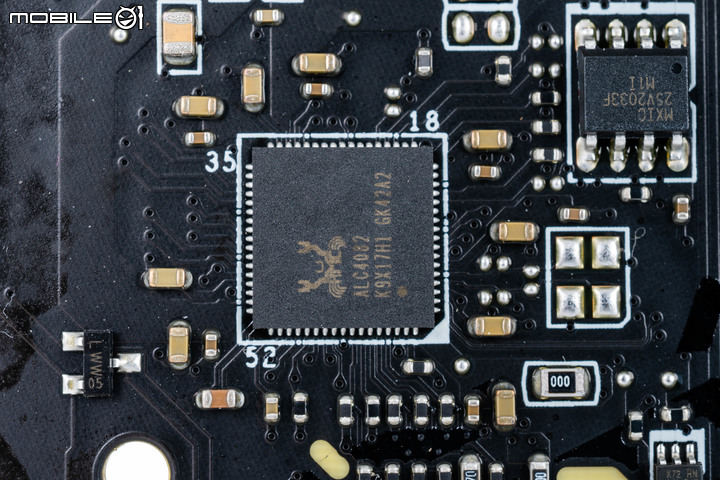 MSI MEG Z590 ACE 主機板開箱實測 以冷靜發揮效能的實力選手