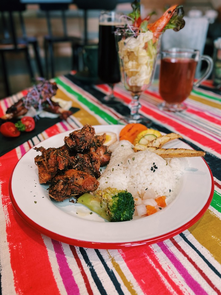 【南京復興站美食】依個伴小食 餐廳開箱﻿