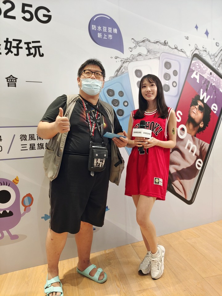 【旗艦規格下放！好玩の超值選擇】 SAMSUNG Galaxy A52 5G 實機上手體驗！