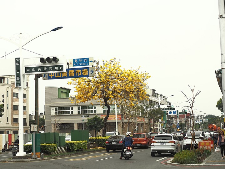 屏東市 勝利星村創意生活園區｜勝利新村 — 保留完整街廓的日治時期官舍群，改造重生為充滿創意的園區